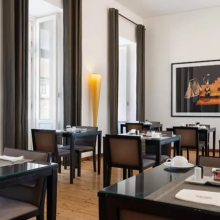Do Chiado Hotell 4*